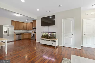 14718 Mason Creek Circle, Woodbridge, VA 22191 - Photo 5