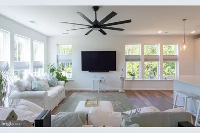 13970 Englefield Drive #303, Woodbridge, VA 22193 - Photo 9