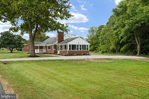 1102 Burton St, Woodbridge, VA 22191 - Photo 53