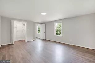 1102 Burton St, Woodbridge, VA 22191 - Photo 49