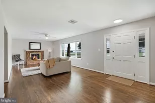 1102 Burton St, Woodbridge, VA 22191 - Photo 11