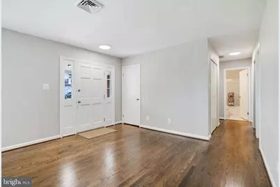 1102 Burton Street, Woodbridge, VA 22191 - Photo 9