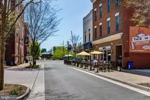 1112B Dabney Dr, Manassas Park, VA 20111 - Photo 37