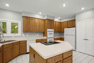 10940 Meanderview Ct, Manassas, VA 20111 - Photo 15