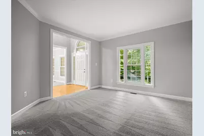 10940 Meanderview Court, Manassas, VA 20111 - Photo 7