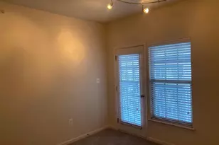 8049 Crescent Park Dr, Gainesville, VA 20155 - Photo 37