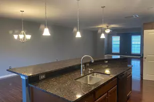 8049 Crescent Park Dr, Gainesville, VA 20155 - Photo 19