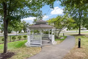 17251 Four Seasons Dr, Dumfries, VA 22025 - Photo 59