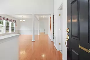 17251 Four Seasons Dr, Dumfries, VA 22025 - Photo 5