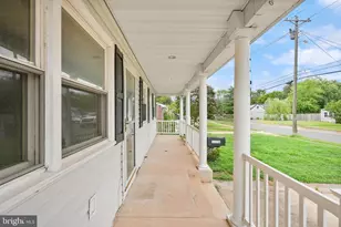 7726 Amherst Dr, Manassas, VA 20111 - Photo 3