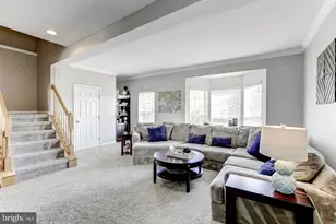 10106 Sir Reynard Ln, Bristow, VA 20136 - Photo 5