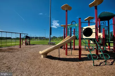 17806 Southern Shores Drive, Dumfries, VA 22026 - Photo 33