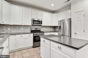 2606 Oak Valley Dr, Woodbridge, VA 22191 - Photo 11