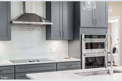 5800 Moonstone Way #401, Haymarket, VA 20169 - Photo 3