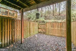 16238 Taconic Cir, Dumfries, VA 22025 - Photo 19