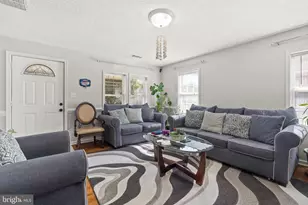 4023 White Haven Dr, Dumfries, VA 22026 - Photo 7