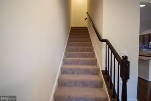 8024 Cayzer Ln, Gainesville, VA 20155 - Photo 11