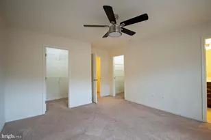 8024 Cayzer Ln, Gainesville, VA 20155 - Photo 23