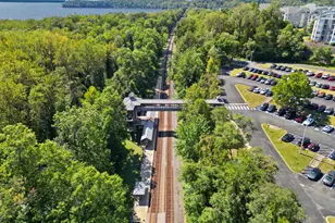 1317 Rail Stop Dr, Woodbridge, VA 22191 - Photo 33