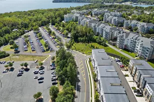 1317 Rail Stop Dr, Woodbridge, VA 22191 - Photo 29