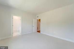 8701 Maple Springs Pl, Manassas, VA 20112 - Photo 43