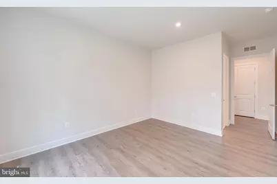 8701 Maple Springs Place, Manassas, VA 20112 - Photo 19