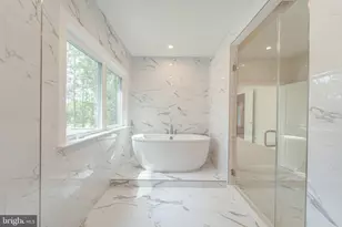 8701 Maple Springs Pl, Manassas, VA 20112 - Photo 55