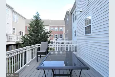 4911 Potomac Highlands Circle, Triangle, VA 22172 - Photo 9