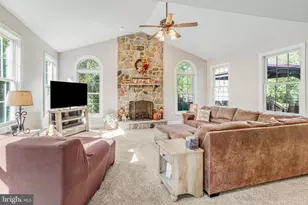 9300 Mackenzie Meadow Ct, Nokesville, VA 20181 - Photo 15