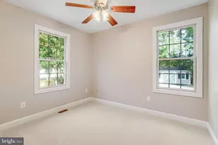 9300 Mackenzie Meadow Ct, Nokesville, VA 20181 - Photo 25