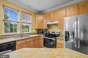 15381 Tina Ln, Woodbridge, VA 22193 - Photo 11