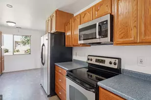 11007 Hiram Ct, Manassas, VA 20109 - Photo 3