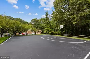 12129 Chaucer Ln, Woodbridge, VA 22192 - Photo 27