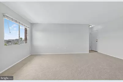 1602 Renate Drive #302, Woodbridge, VA 22192 - Photo 7