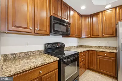 2576 Eastbourne Drive, Woodbridge, VA 22191 - Photo 15