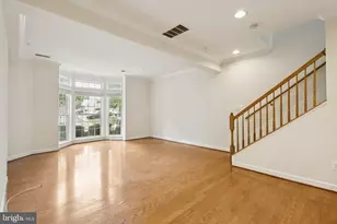 2576 Eastbourne Dr, Woodbridge, VA 22191 - Photo 7