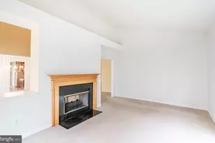 6868 Saddle Run Way, Gainesville, VA 20155 - Photo 17