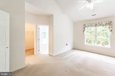 6868 Saddle Run Way, Gainesville, VA 20155 - Photo 21