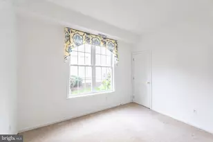 6868 Saddle Run Way, Gainesville, VA 20155 - Photo 27