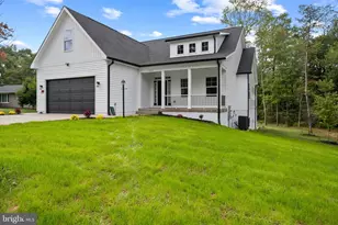 11516 Smithfield Rd, Manassas, VA 20112 - Photo 1