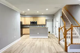 2396 Brookmoor Ln, Woodbridge, VA 22191 - Photo 3