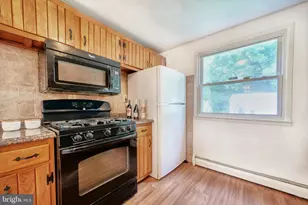 14307 Bismark Ave, Woodbridge, VA 22193 - Photo 17