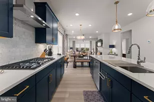 6411 Tulip Ter, Haymarket, VA 20169 - Photo 9