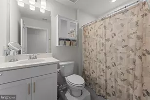 6411 Tulip Ter, Haymarket, VA 20169 - Photo 27