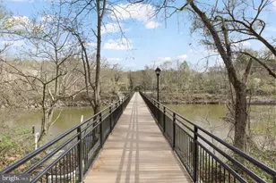 1575 Renate Dr, Woodbridge, VA 22192 - Photo 59