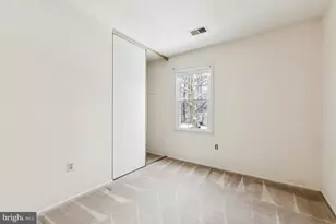 11977 William and Mary Cir, Woodbridge, VA 22192 - Photo 29