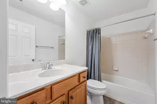 16012 Imperial Eagle Ct, Woodbridge, VA 22191 - Photo 19