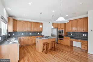 16012 Imperial Eagle Ct, Woodbridge, VA 22191 - Photo 9