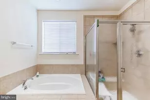 18776 Pier Trail Dr, Triangle, VA 22172 - Photo 15