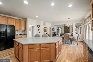 3320 McCorkle Ct, Triangle, VA 22172 - Photo 23